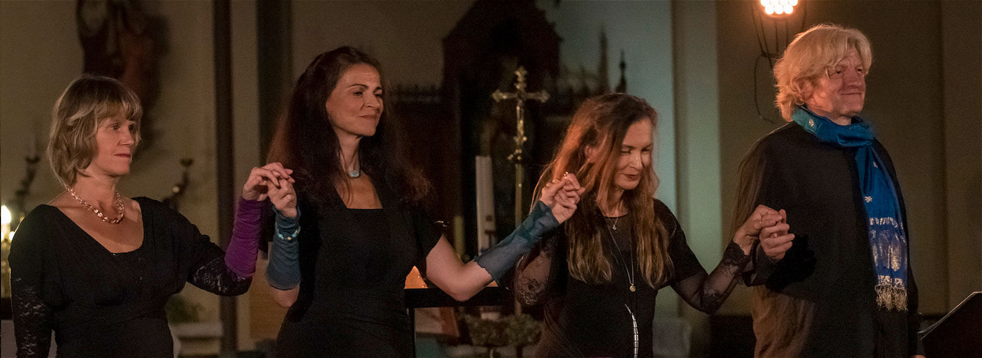  Band Vocame on stage